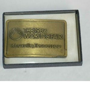 NIB worlds fair 1982 vintage belt buckle